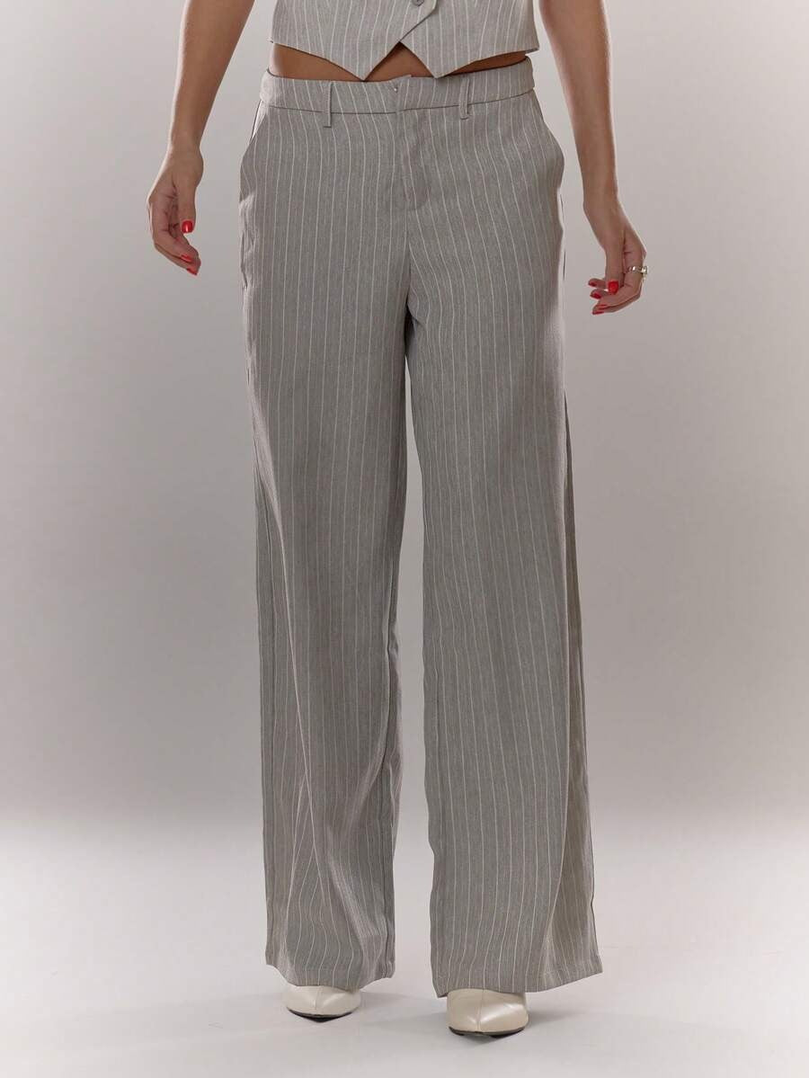 Calça alfaiataria feminina