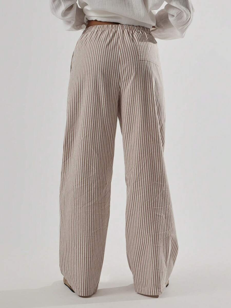 Calça fem com textura em linho